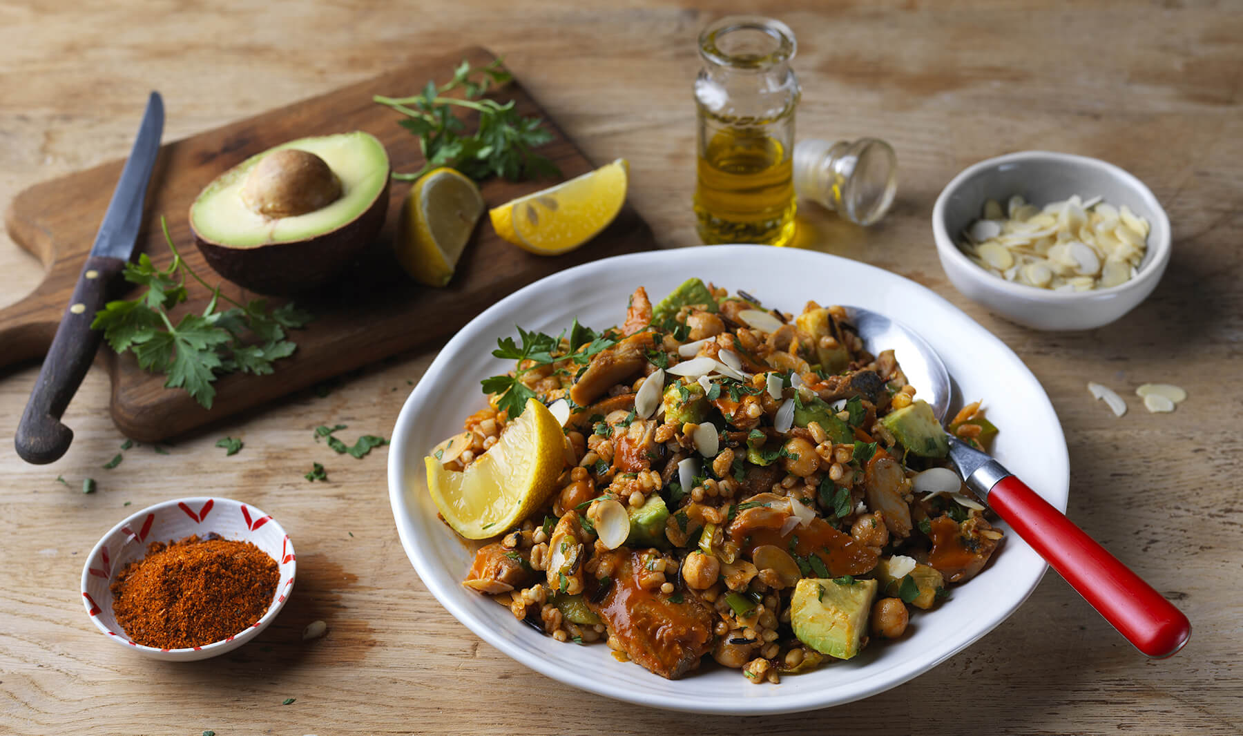 Gemischter Getreidesalat mit Tomaten-Hering Creme | Hawesta